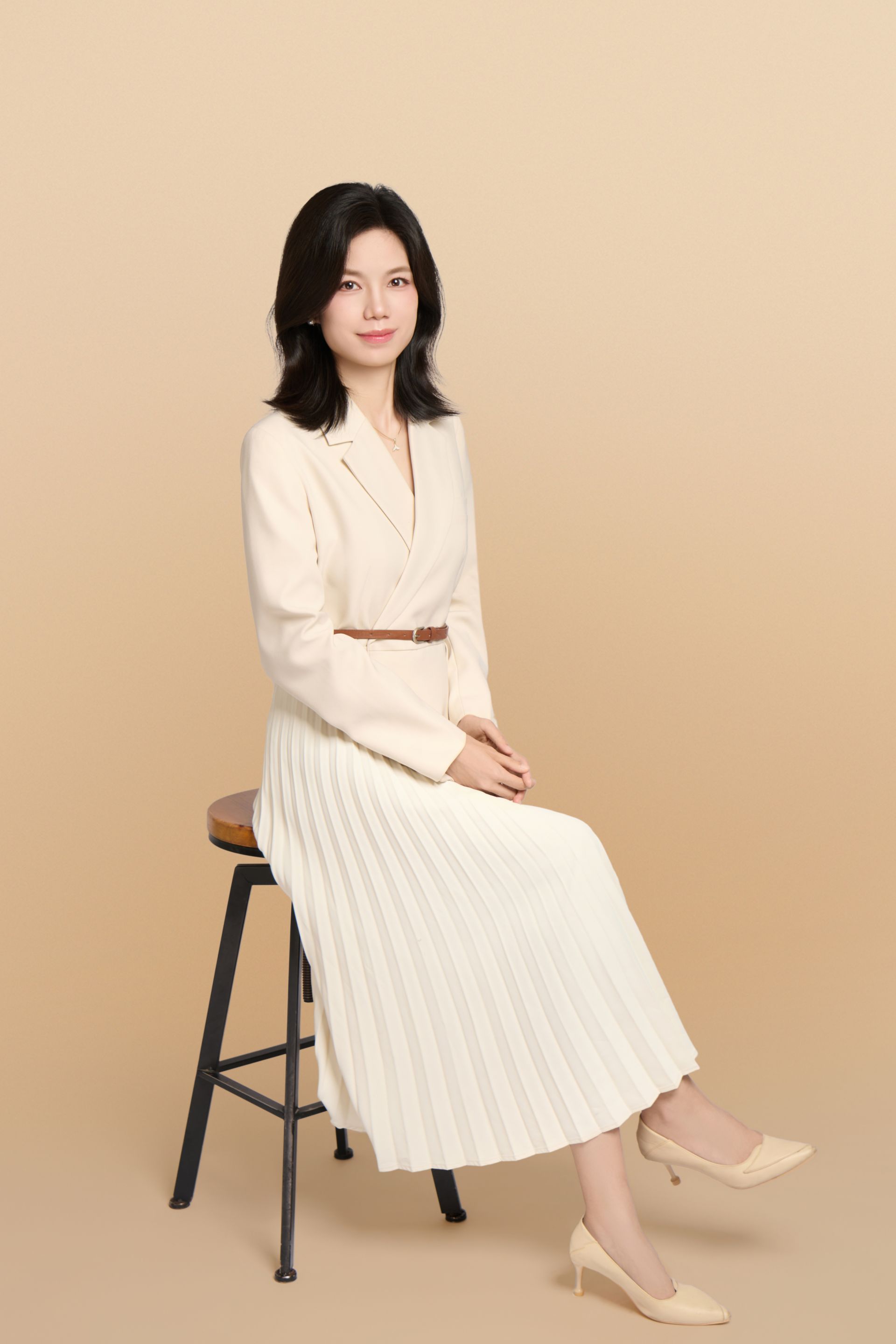 职业形象照（熊露娟）.jpg.jpg